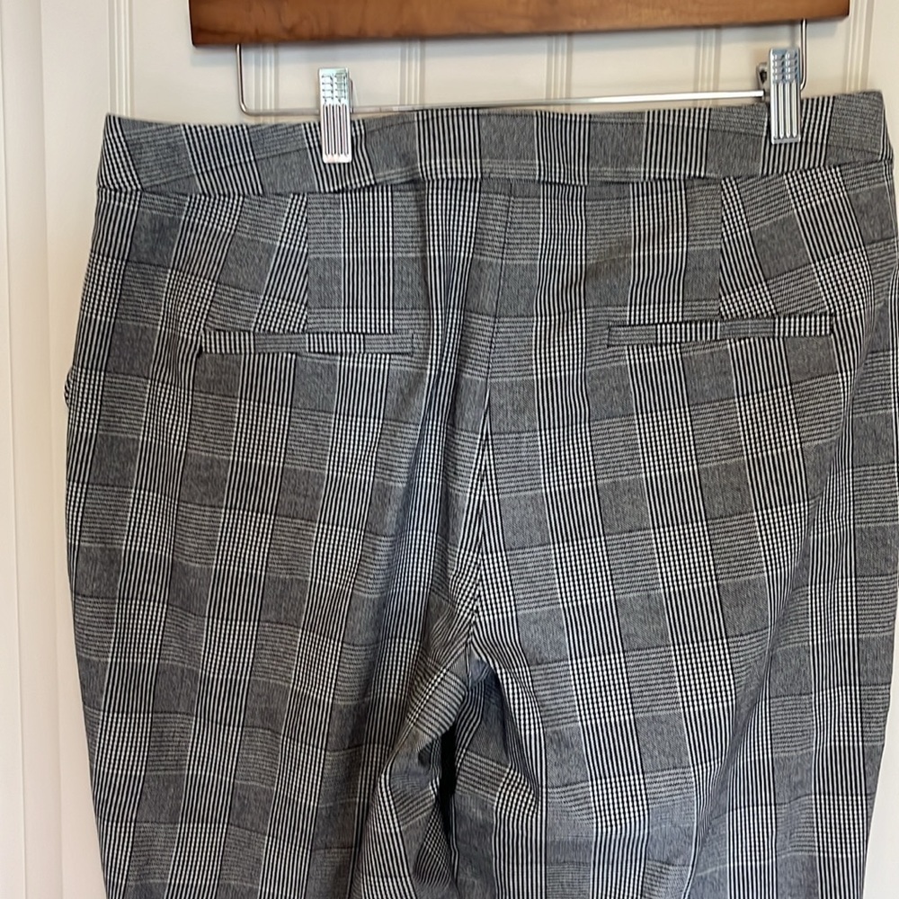 Maison Jules NWT Stardust Houndstooth Plaid Flat Front Slim Cropped Pants Sz 12 - Picture 11 of 13